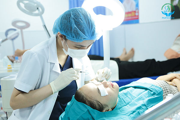 Trị sẹo rỗ do mụn